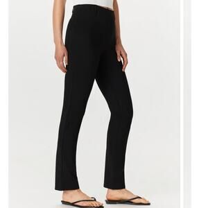 NWOT Quince Black Ultra-Stretch Ponte Straight Leg Pants Size Medium 31” Inseam